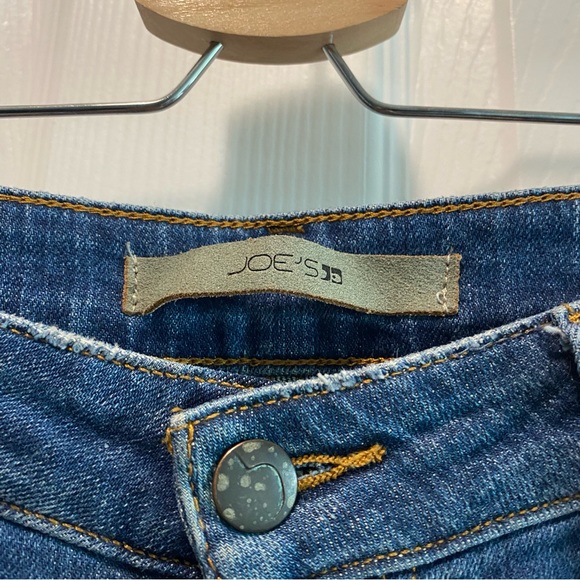 Joe’s the olivia mid rise cropped flare jeans - 29 - Picture 4 of 4